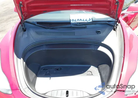 2019 Tesla Model 3 Long Range/Performance z USA, uszkodzony, nr VIN 5YJ3E1EB1KF365466